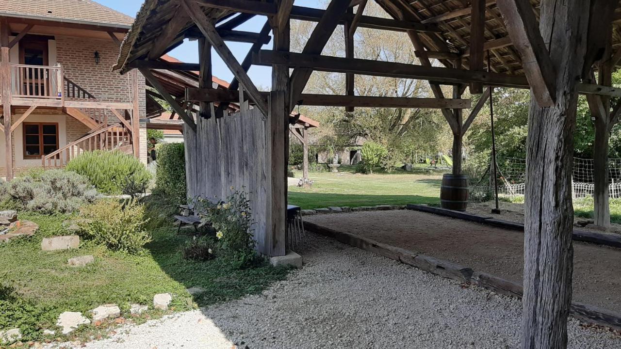 Gîte Chez Léo Varennes-sur-le-Doubs Extérieur photo